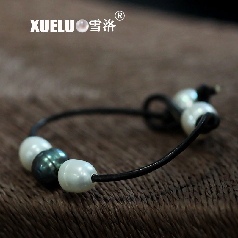 Leather Oval Shape Chinese Cultured Freshwater Pearl Bracelet (XL150087)