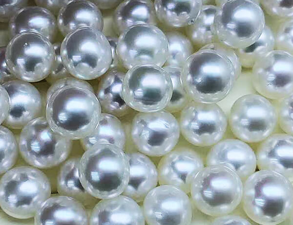 Loose-Pearls
