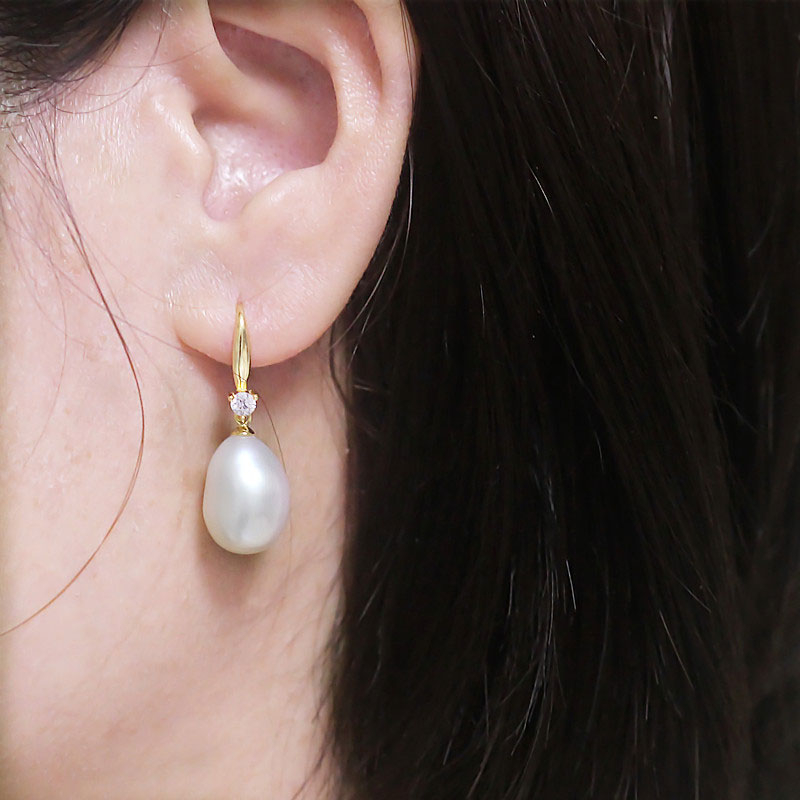 10-11mm AAA Quality White 925 Sterling Silver Freshwater Pearl Earrings (XL140106)