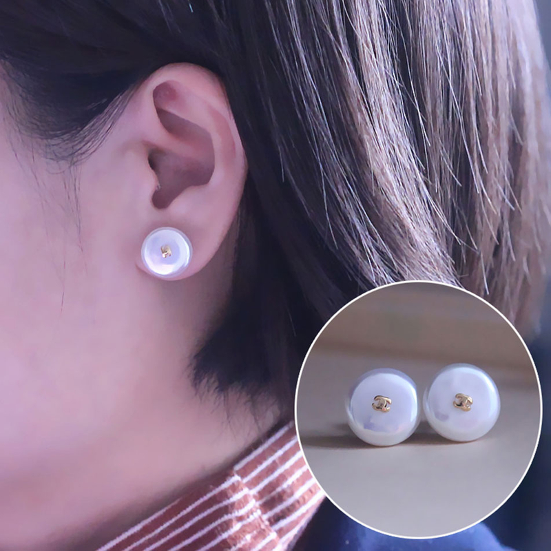 Fashion Coin Cultured Freshwater Pearl Stud Earrings (XL140164)