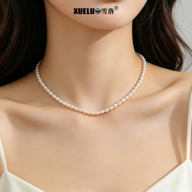 Fashionable Sterling Silver Jewelry Real Oval Freshwater Pearl Necklace (XL120105)