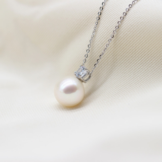 925 Sterling Silver Freshwater Pearl Pendant Necklace（XL120103)