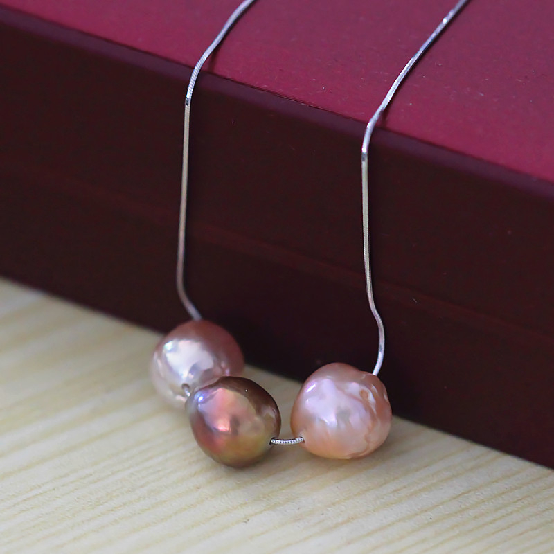  Fashion Freshwater Pearl Necklace(XL120002)