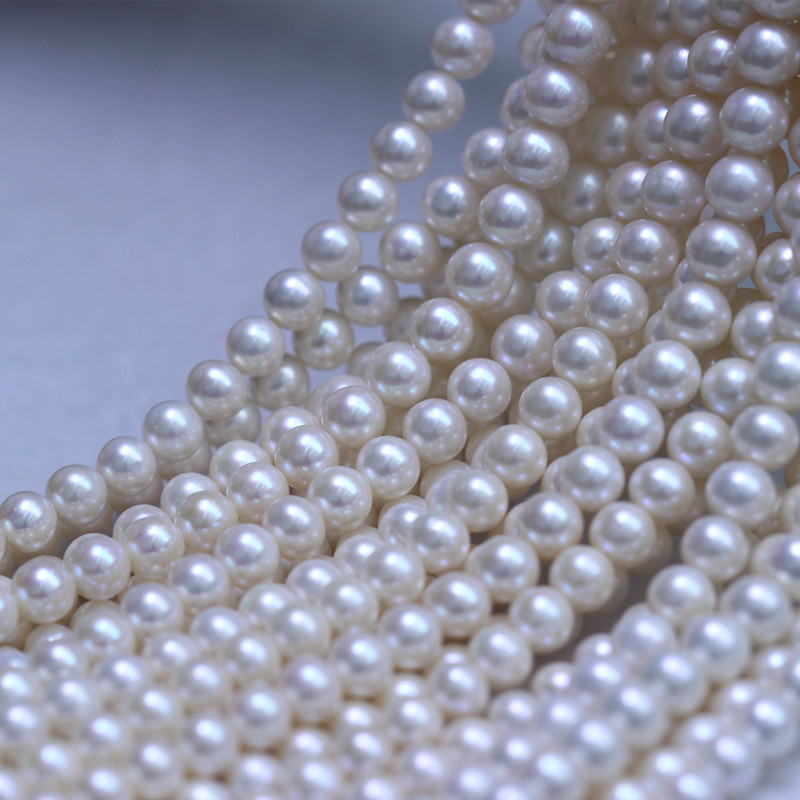 9-10mm AAA+ High Quality Very Round White Natural Freshwater Pearls Wholesale (XL180105) 
