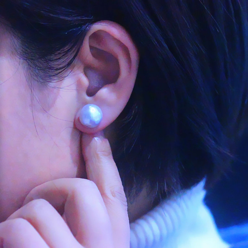 Fashion Half Round Freshwater Cultured Pearl Stud Earrings (XL140165)