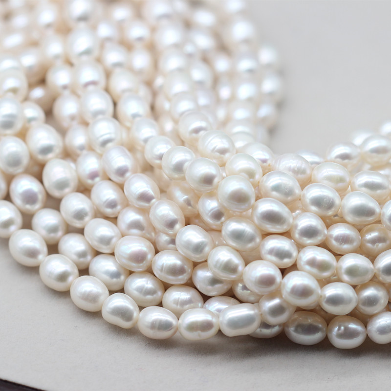 8-9mm Medium Quality Rice/Oval Shape Cultured Fresh Water Pearl Strings (XL180123) 