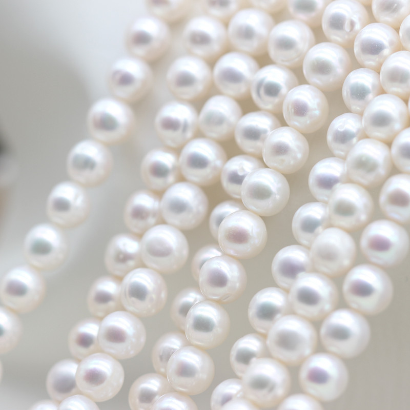 8-9mm Perfect Round Natural Cultured Freshwater Pearl Strings Supplier (XL180114) 