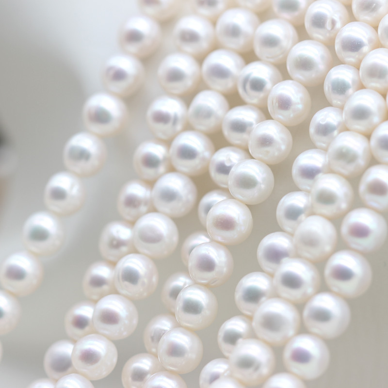 8-9mm Perfect Round Natural Cultured Freshwater Pearl Strings Supplier (XL180114) 