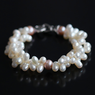 Fashion Potato Natural Real Chinese Cultured Freshwater Pearl Bracelet (XL150040)