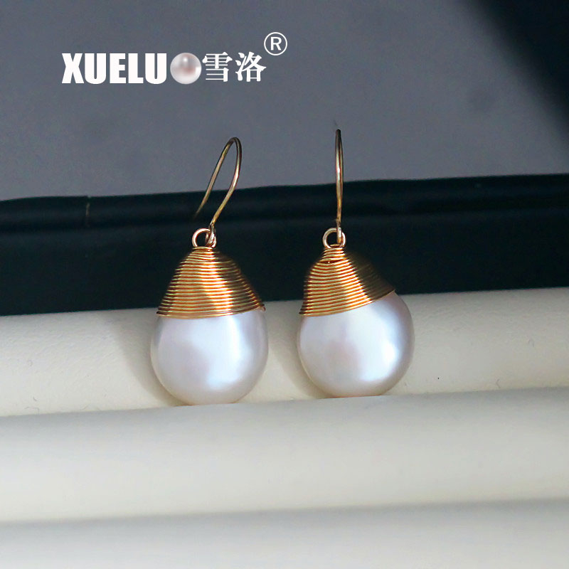 Fashion Natural Coin Baroque Cultured Fresh water Pearl Earrings (XL140104)