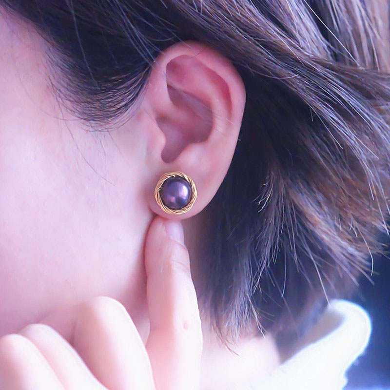 Xueluo Black Baroque Genuine Cultured Freshwater Pearl Stud Earrings (XL140166)